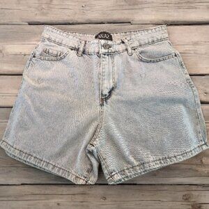 ANAZ WOMEN'S DENIM SHORTS - WITH SPARKLING HEART DETAIL - SIZE 30